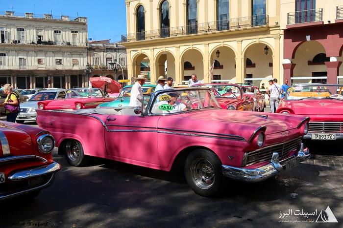 موزه خودروهای کلاسیک به وسعت یک کشورشین‌های آمریکایی دهه 50 کوبا