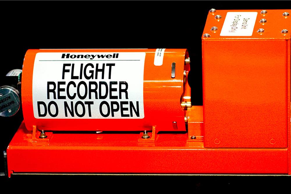جعبه Flight Data Recorder