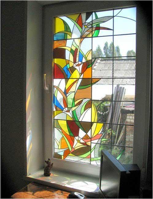 تاثیر زیبای شیشه رنگی در دکوراسیون داخلی