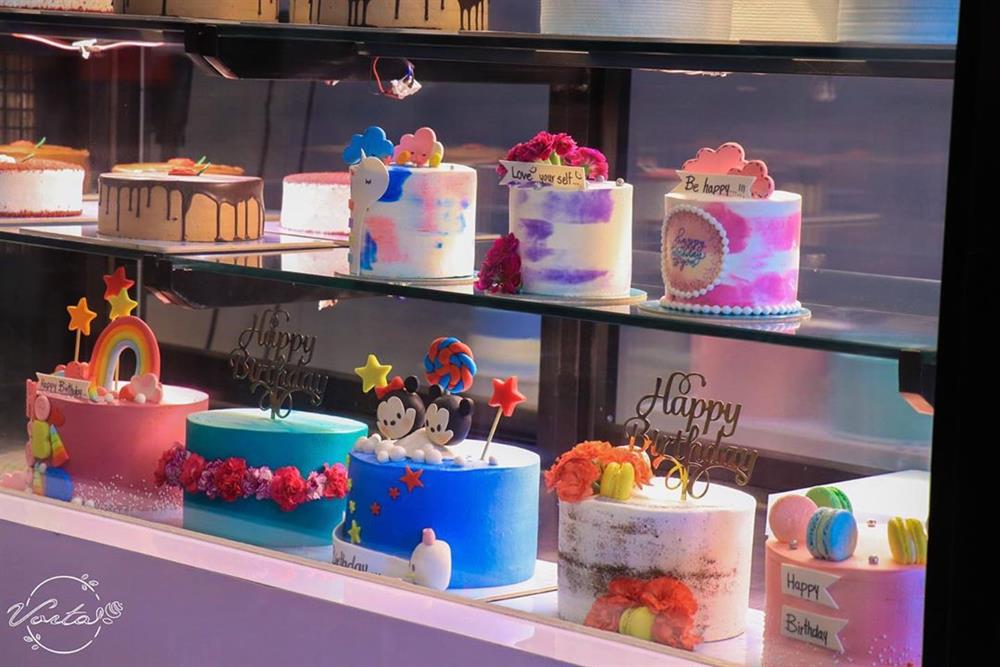 کیک تولد- گرفتن جشن تولد در کافه