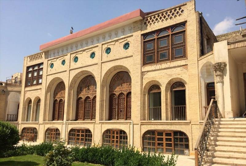 عمارت گلشن بوشهر 