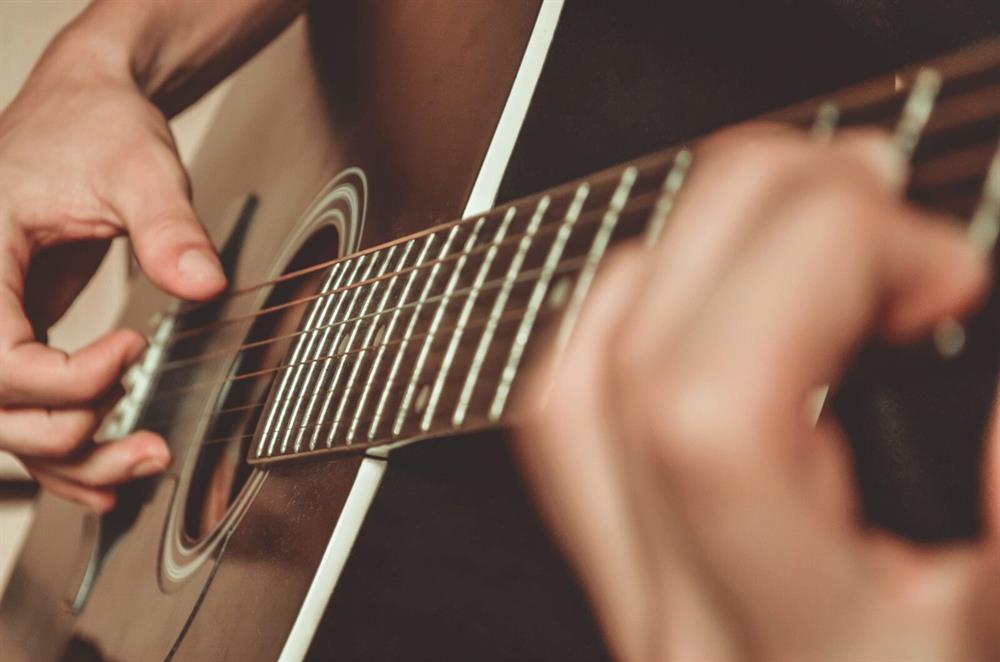 عوامل تعیین کننده کیفیت گیتار