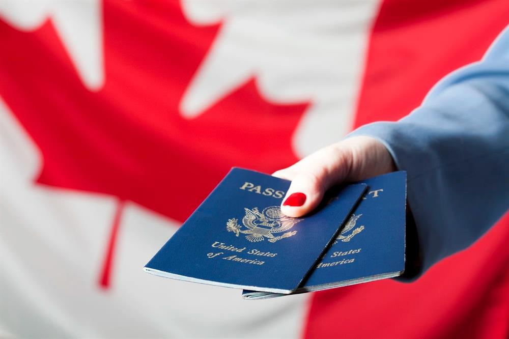  اخذ انواع ویزای توریستی کانادا با رادسام
