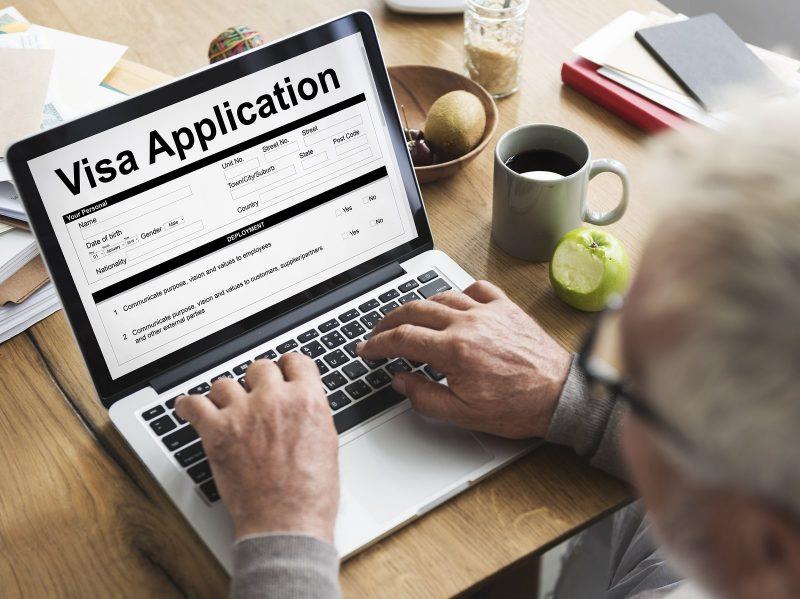 راهنمای ثبت نام آنلاین ویزای کانادا با رادسام